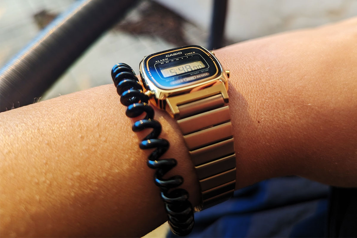 Casio la670wa sale gold